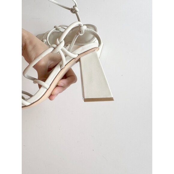 NWOB SONG OF STYLE Noelle White Leather Knotted Block Heel Sandals, Size 5.5 - Picture 8 of 14